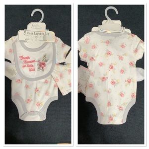 Quiltex | 5 Pieces Baby Gift Set